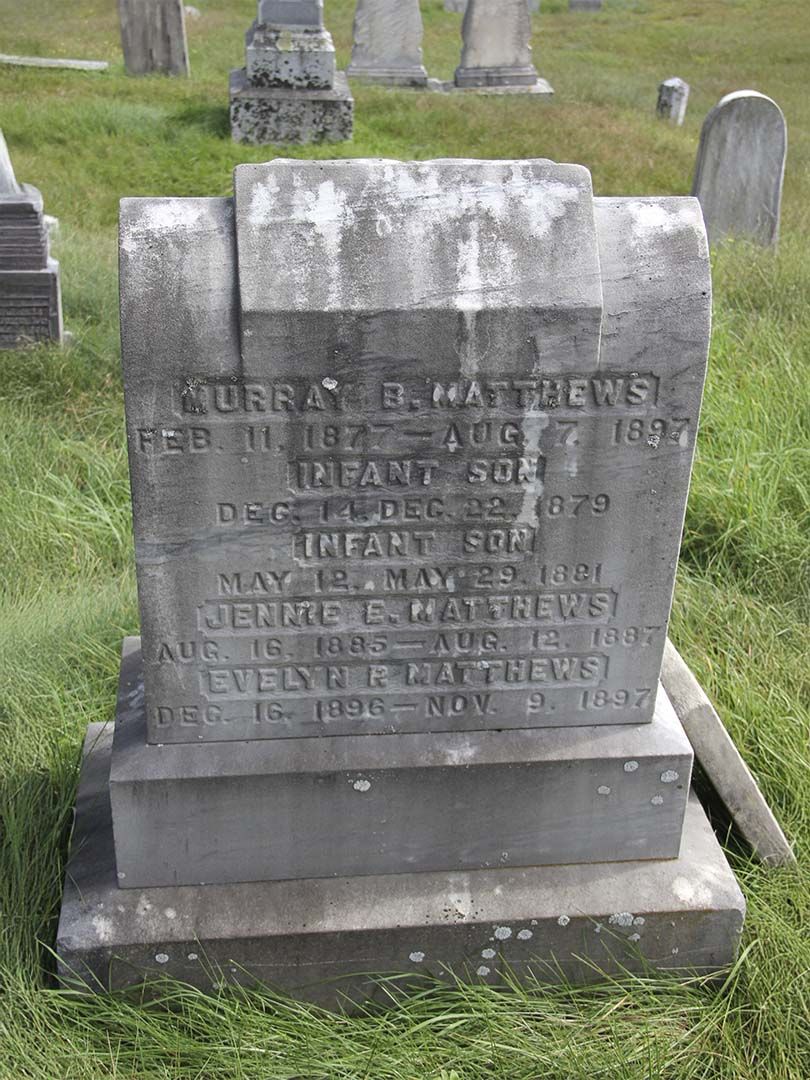 Infant Matthews's grave. Photo 1