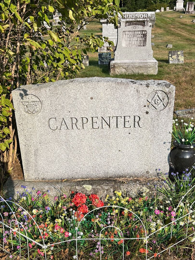 Dennie Frank Carpenter's grave. Photo 1