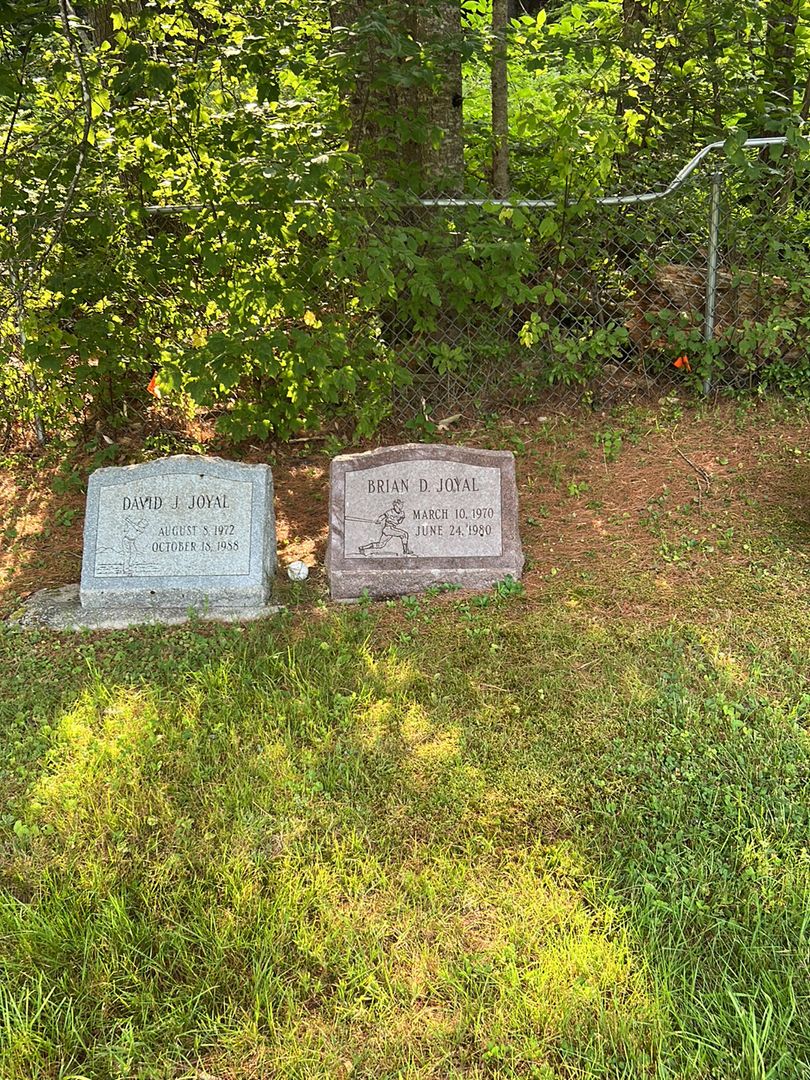 Brian D. Joyal's grave. Photo 1