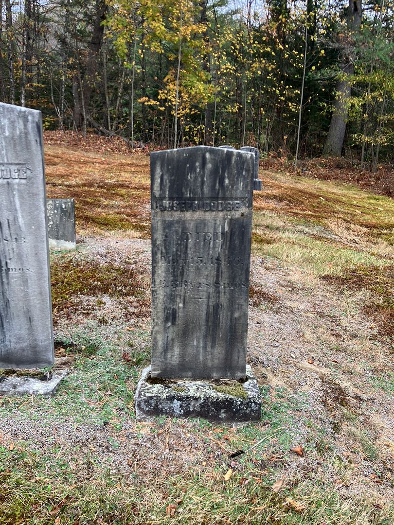 Joseph Dodge's grave. Photo 1