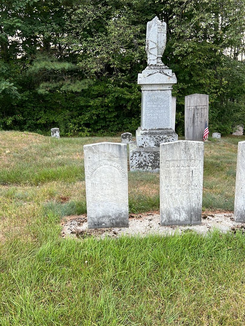 Hannah W. Aldrich Morse's grave. Photo 1