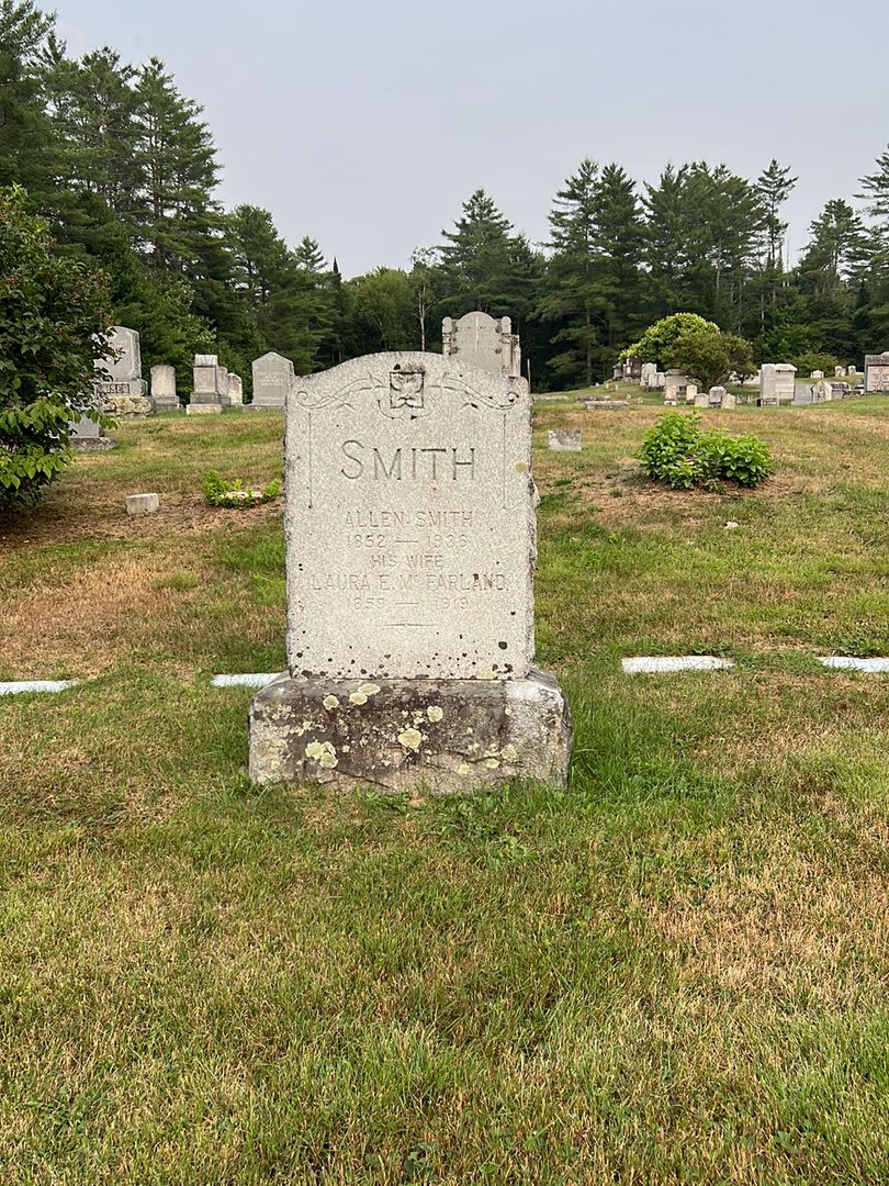 Laura E. Farland Smith's grave. Photo 1