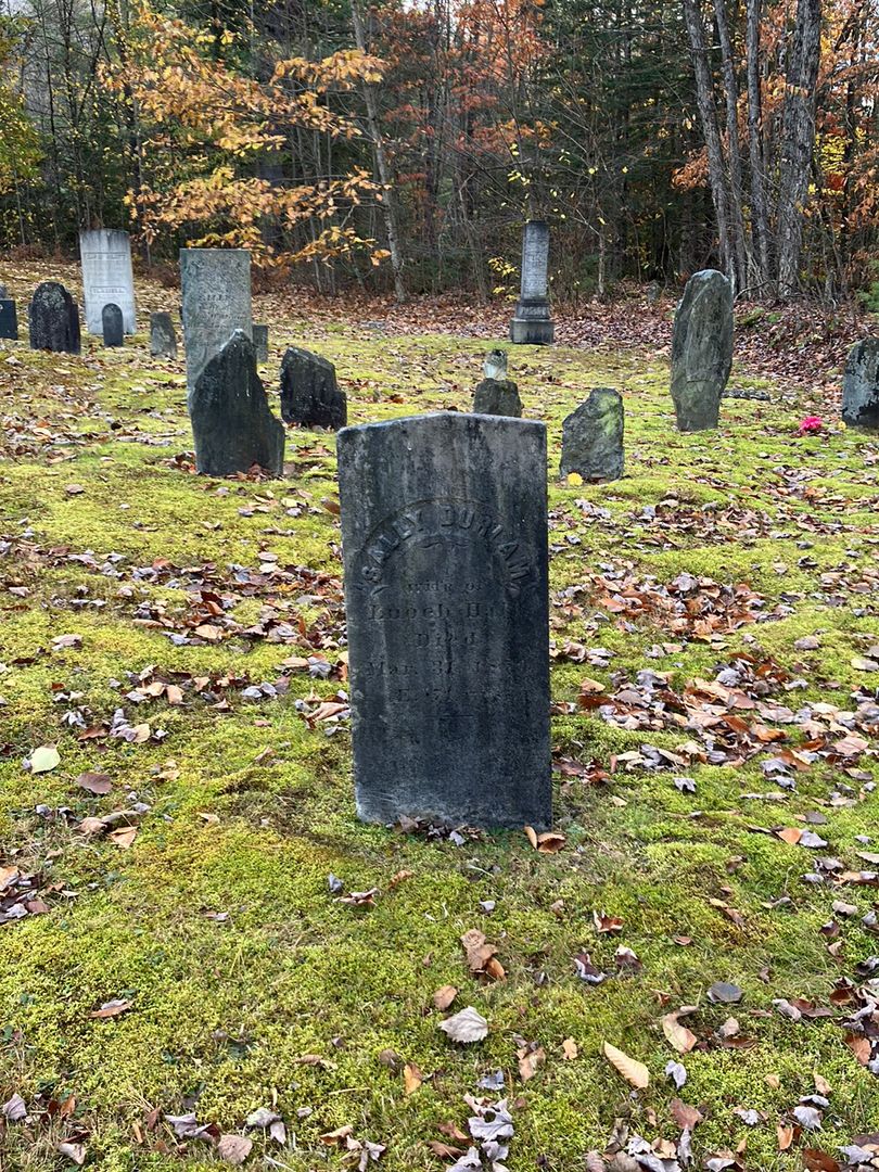 Sally Durlam Hall's grave. Photo 1